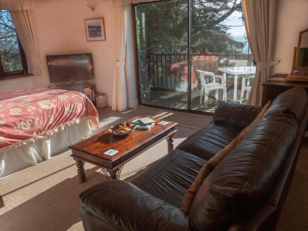 Skerries B And B Lyme Regis Bagian luar foto