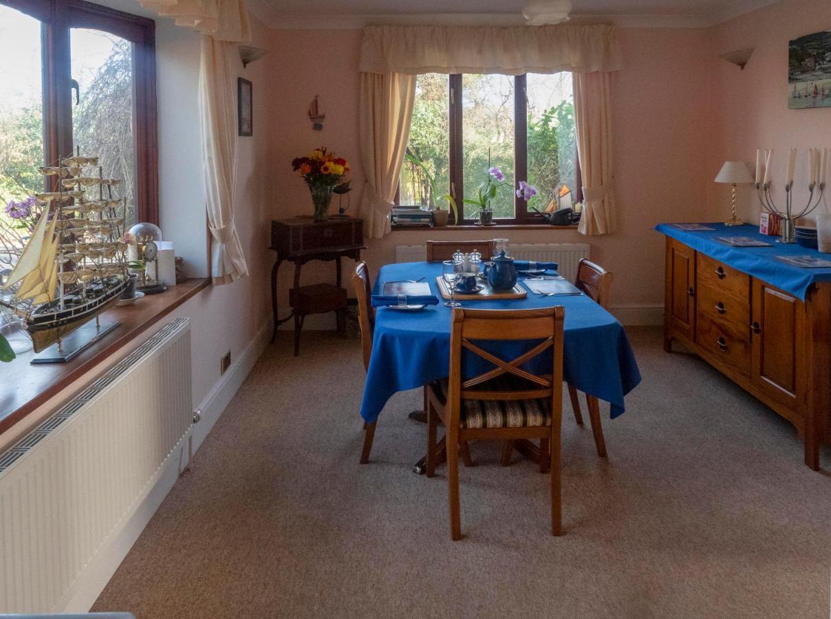 Skerries B And B Lyme Regis Bagian luar foto